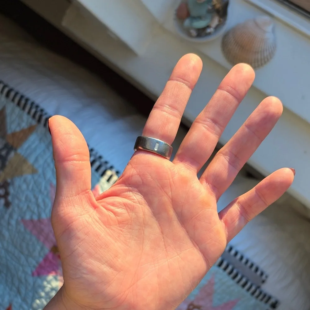 Oura Silver Smart Ring